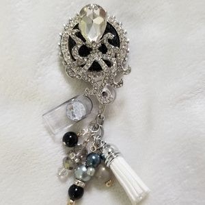 Octopus crystal retractable badge holder